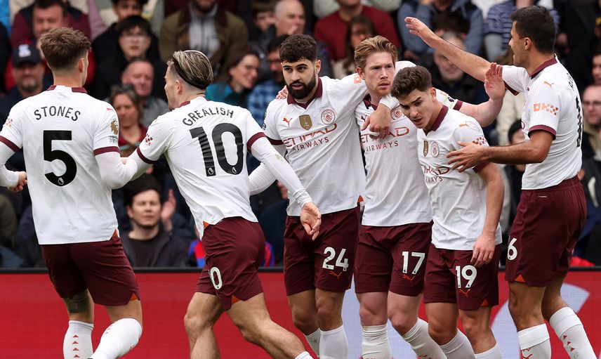 Manchester City 4 golle zirveyi kovaladı: Crystal Palace'i mağlup etti