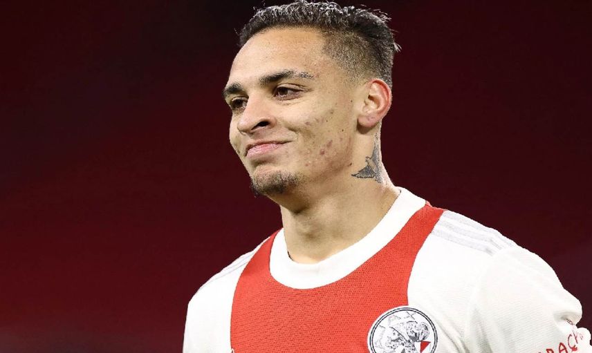 Manchester United’tan tarihi transfer: Ajax’ın yıldızı Antony United’a transfer oldu! Transfer sezonunun rekoru kırıldı