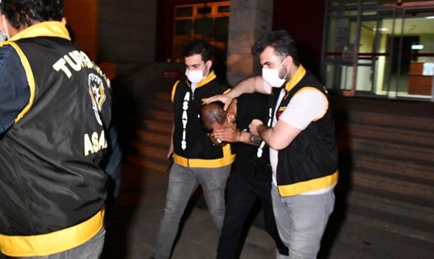 Manisa’da İlginç Olay: Alkol Alıp Birbirlerini Bıçakladılar
