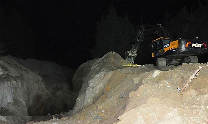 Manisa'da kazı çalışmasında göçük meydana gelmişti: Toprak altında kalan son kişinin cesedine ulaşıldı
