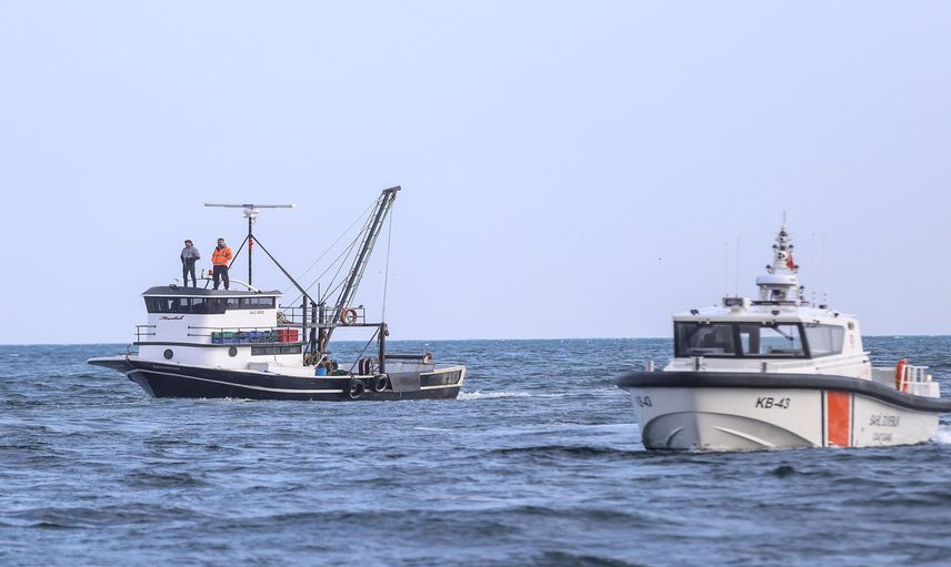 Marmara Denizi’nde kaybolan gemicilere ulaşma çabası sürüyor: SAS komandoları ve balıkçılar seferber edildi!