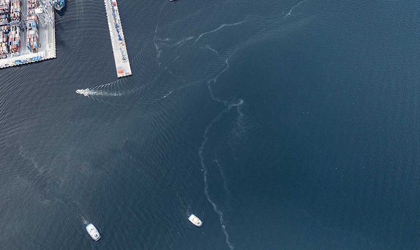 Marmara Denizi'nin kabusu geri döndü: Beylikdüzü açıklarında müsilaj izleri görüldü