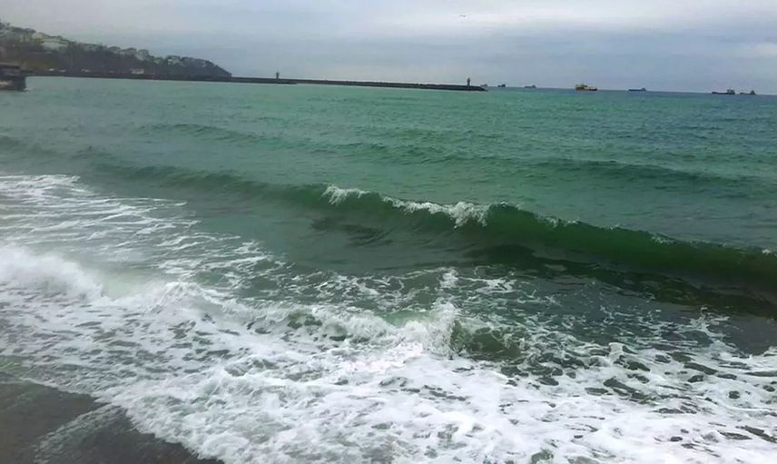 Marmara'daki poyraz gemilere demir attırdı