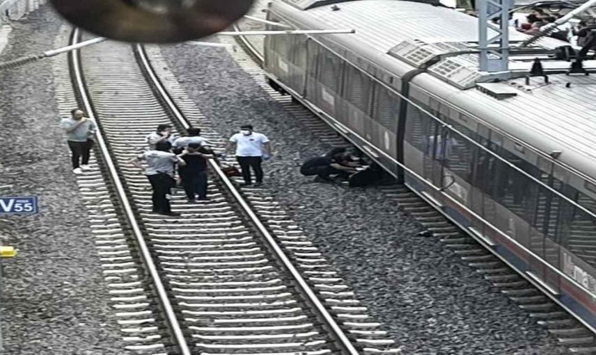 Marmaray'da ne oldu seferler neden çalışmıyor, bozuldu mu? Marmaray Bostancı durağında intihar vakası mı var?