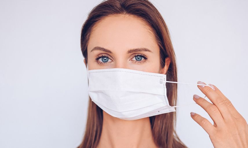Maske ile Koronavirüs'ü Hafif Atlatmak Mümkün