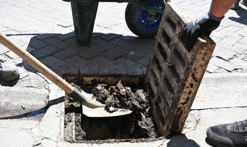 Maski’den taşkın riskine karşı 17 ilçede temizlik seferberliği