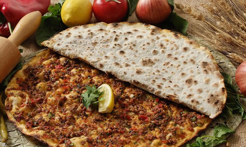 Evde Lahmacun Nasıl Yapılır?