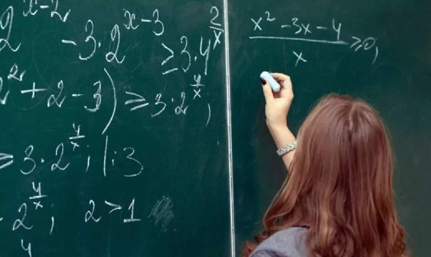 Matematik öğretmeni kimdir, ne iş yapar? 2022 YKS matematik öğretmenliği taban puanları