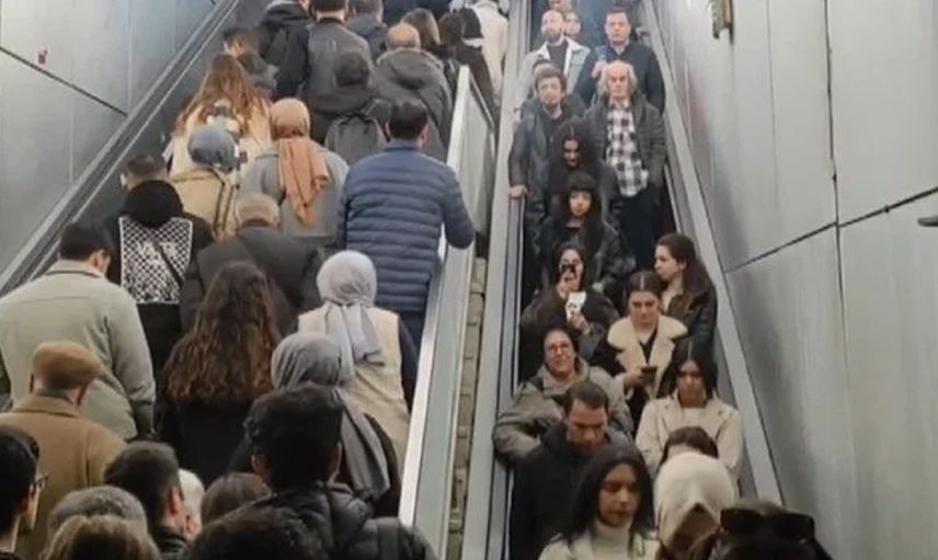 Mecidiyeköy'de yürüyen merdiven faciası: 3 kişi yaralandı