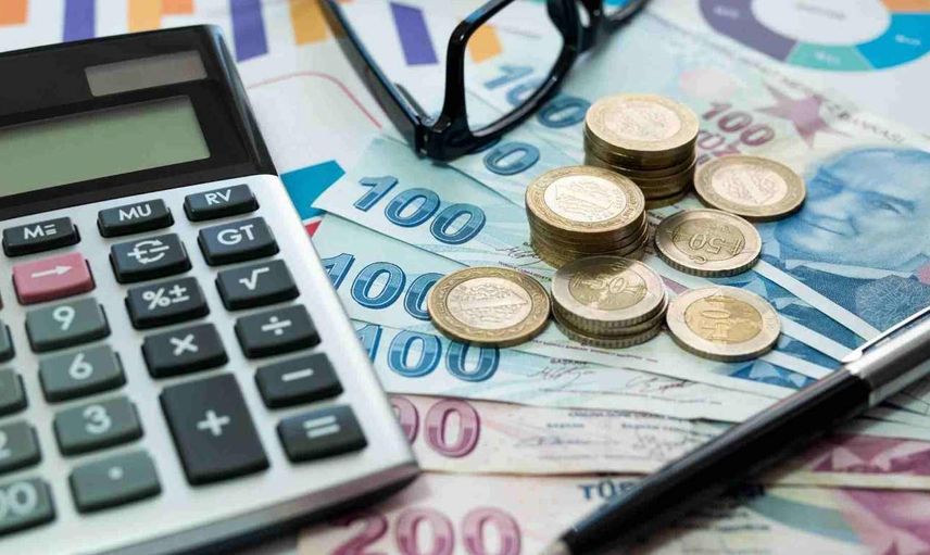 Meclis'ten emeklilerin beklediği karar çıktı! Maaşlara ek olarak 2200 TL ödeme yapılacak