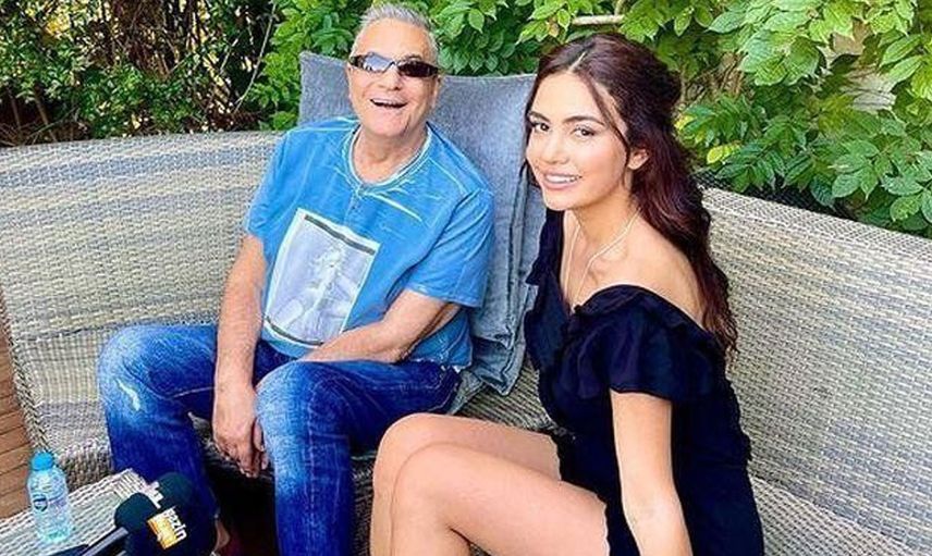 Mehmet Ali Erbil'i Taciz Nedeniyle Dava Etmişti, Şarkıcı Ece Ronay Hamile Olduğunu Duyurdu!