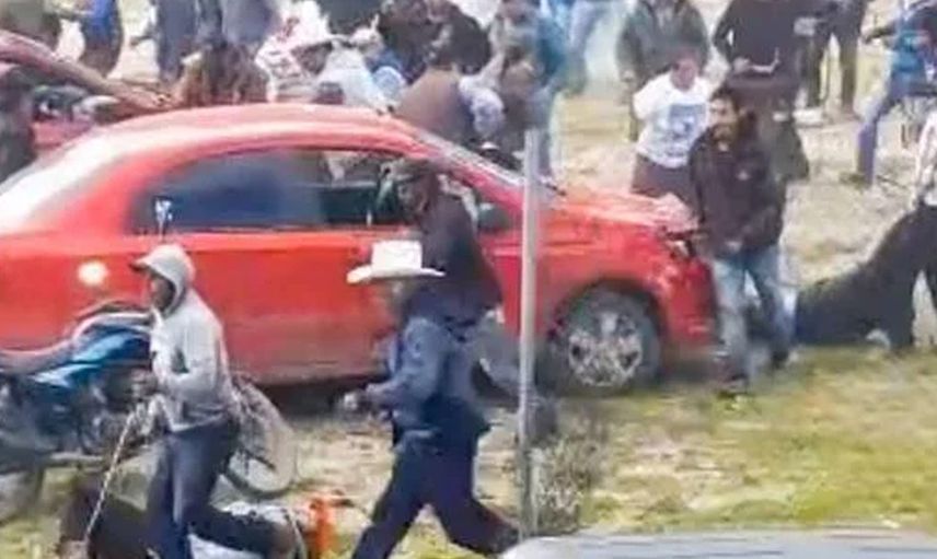 Meksika'da kan donduran çatışma: Köylüler ve suç örgütleri birbirine girdi