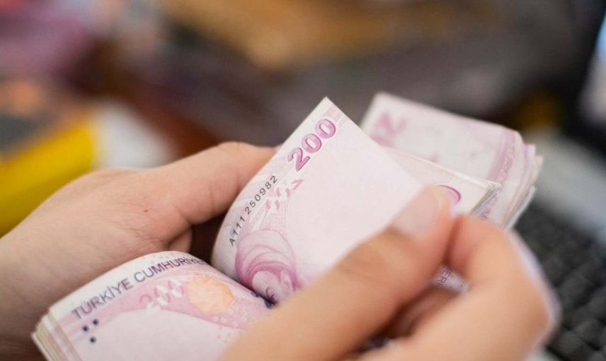 Memur maaşları Kurban Bayramı'ndan önce zamlı mı yatacak? Gözler, Maliye Bakanlığı'nda