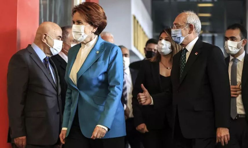 Meral Akşener Kuzeni Osman Kavala'ya Destek Vermeye Devam Ediyor!
