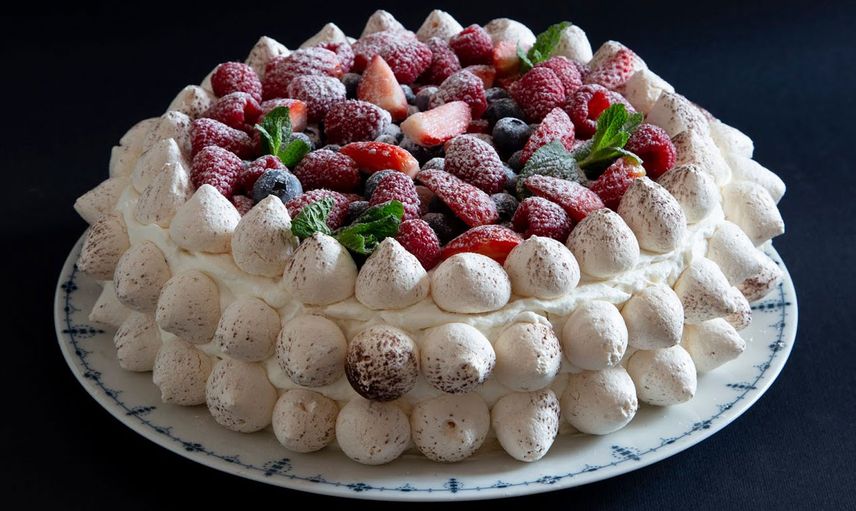 Meringata Pastası Tarifi