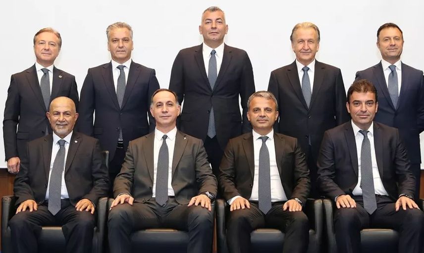 Merkez Hakem Kurulu Süper Lig'de Görev Alan 3 Hakem İle Yollarını Ayırıyor!