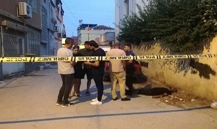 Mersin'de Dehşet Anları: Tartıştığı Kadınlara Kurşun Yağdırdı, İki Ölü, Bir Yaralı