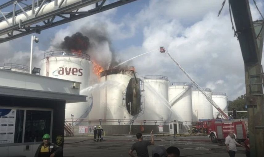 Mersin’de Fabrikada Korkutan Yangın: 1 İşçi Hayatını Kaybetti