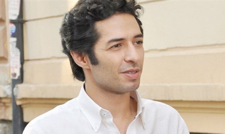Mert Fırat Kimdir?