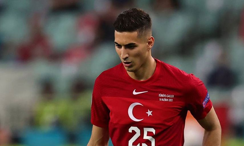 Mert Müldür’ün yeni takımı kim olacak? Galatasaray Mert Müldür’ü mü istiyor? Galatasaray’a Mert Müldür transferinde dev rakipler çıktı