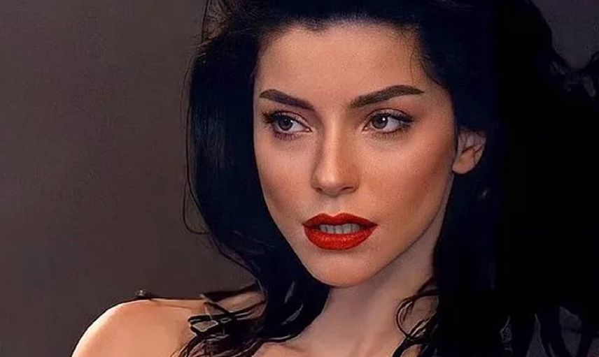 Merve Boluğur sahnelerin tozunu attırdı! İlk sahne performansıyla herkesi şaşırttı