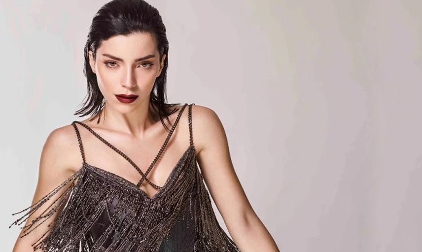 Merve Boluğur Yeni İmajıyla Hayranlarını Şok Etti