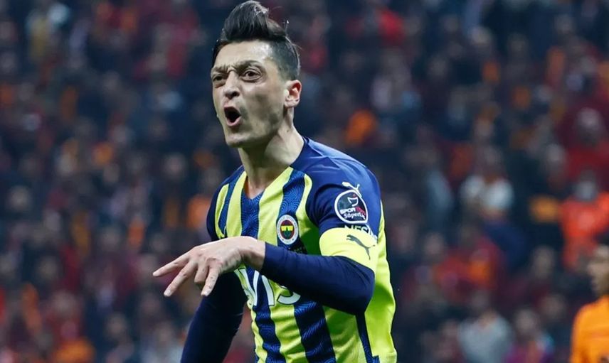 Mesut Özil Göztepe Maçına Yetiştirilmeye Çalışılıyor!