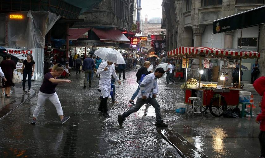 Meteoroloji tek tek açıkladı: 12 şehirde yoğun sağanak yağış görülecek