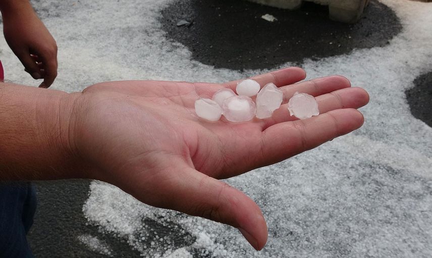 Meteoroloji Uyardı! Edirne'de Dolu Yağdı
