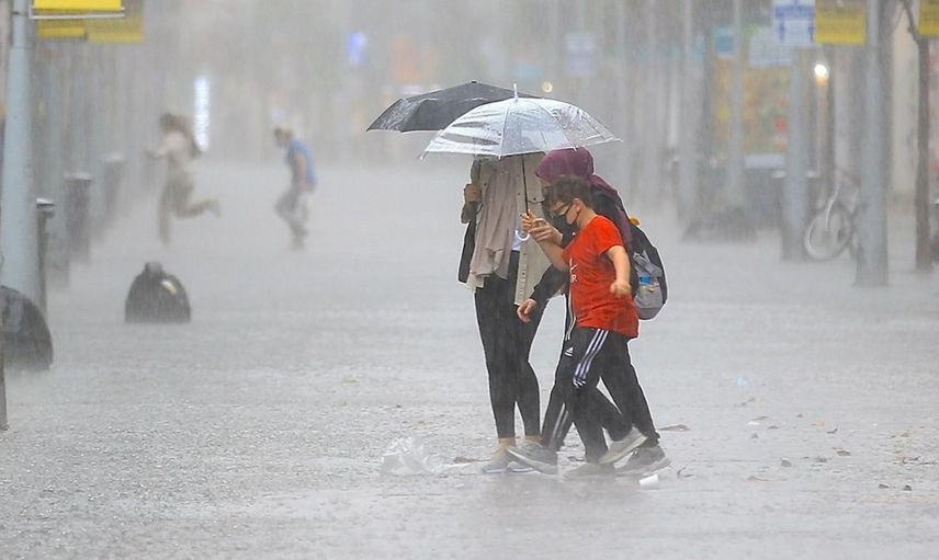 Meteoroloji Uyardı! Kuvvetli yağış geliyor, İstanbul’a dikkat!
