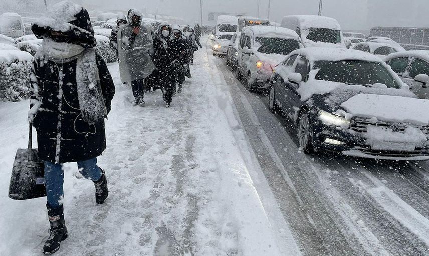 Meteoroloji Uzmanı Açıkladı: Kar Yağışı İstanbul'u Ne Zaman Terk Edecek?