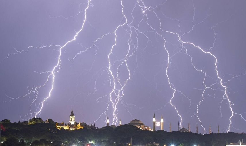 Meteoroloji’den 10 ile sarı kodlu uyarı: Kuvvetli sağanak yağış geliyor
