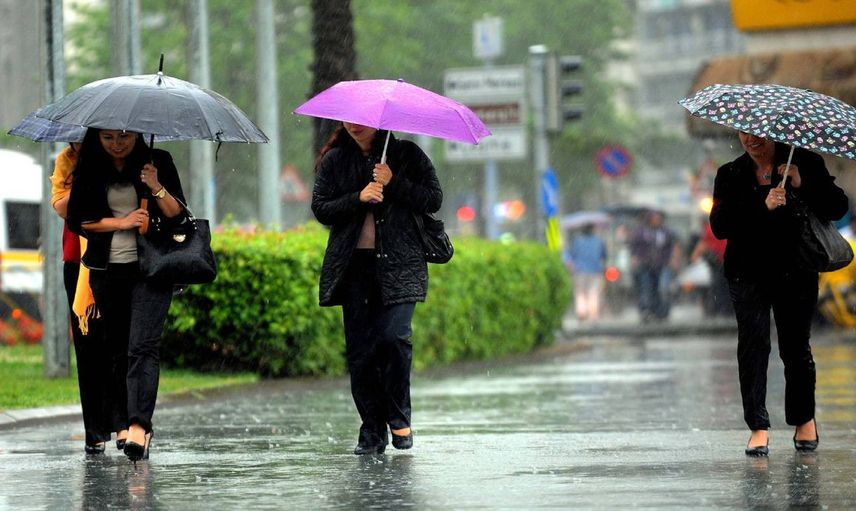 Meteoroloji’den 64 il için uyarı yapıldı: Dondurucu soğuk ve sağanak yağış geliyor