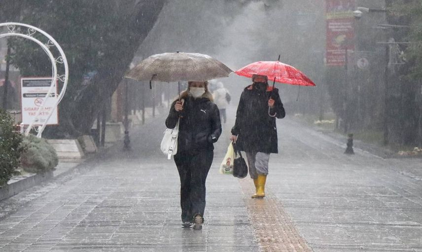 Meteoroloji’den hafta sonu plan yapanlara uyarı: Kuvvetli rüzgar ve yağış geliyor