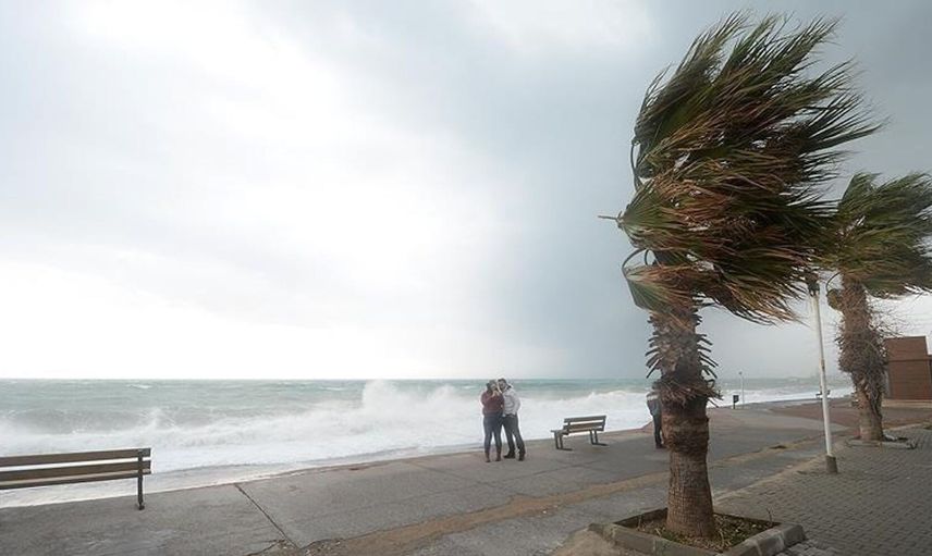 Meteoroloji'den İzmir'e fırtına uyarısı: 20 ilçede etkili olacak!