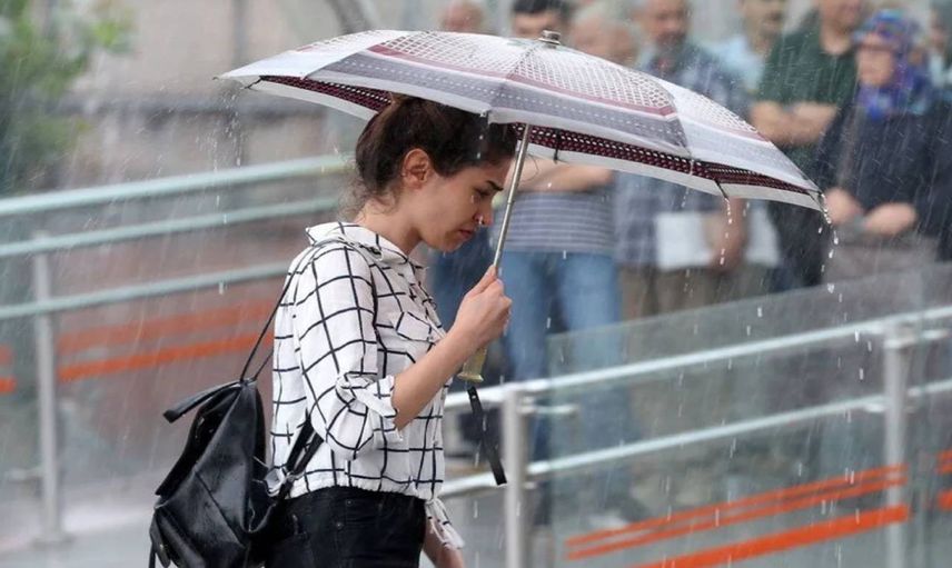 Meteoroloji’den kar ve sağanak yağış uyarısı: 25 il için sarı ve turuncu kodlu uyarı