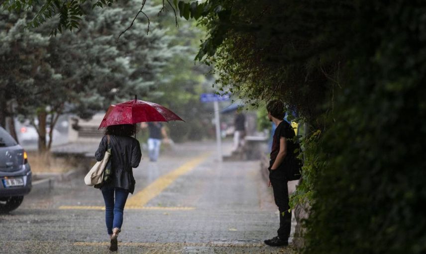 Meteoroloji’den kritik hava durumu uyarısı: Sağanak yağış çok sayıda ilde etkisini gösterecek! 24 Ekim 2023 hava durumu