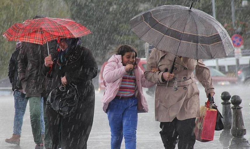 Meteoroloji’den o illere art arda uyarılar: Kuvvetli yağış ve fırtına kapıda! 22 Kasım Salı hava durumu