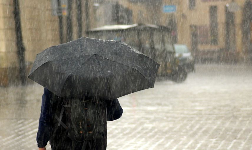 Meteoroloji'den Beklenen Müjde Geldi: Sıcaklıklar Düşüyor, Yağışlar Geliyor