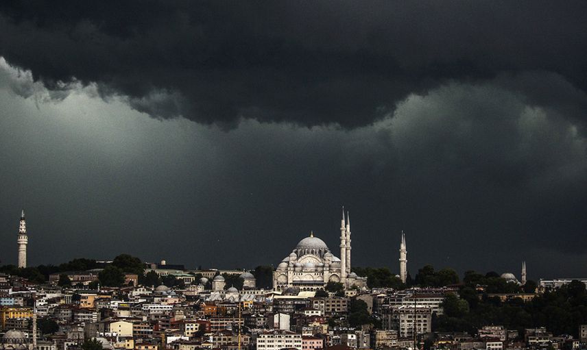 Meteoroloji’den sarı kodlu uyarı! Kuvvetli yağış Marmara’yı esir alacak