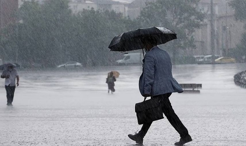 Meteoroloji’den sarı ve turuncu kodlu uyarı: Yağışların sona ereceği tarih netleşti