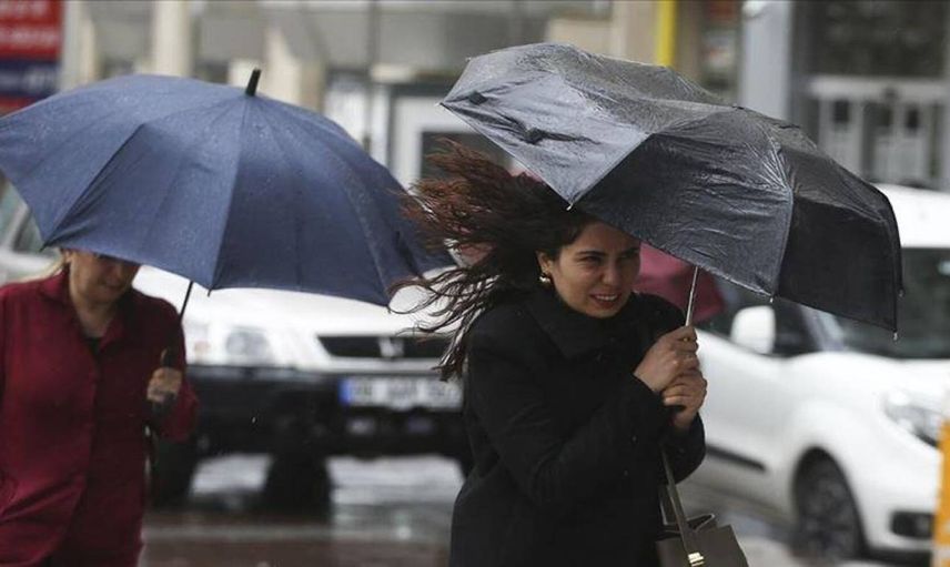 Meteoroloji’den üst üste uyarılar geldi: İstanbul dahil 17 kent için sağanak yağış ve fırtına alarmı