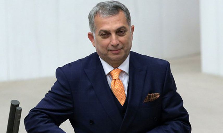 Metin Külünk Kimdir?