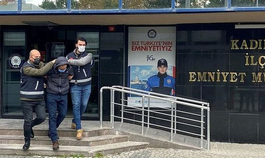 Metroda Kadına Bıçakla Saldıran Saldırgan, Kadından Şikayetçi Oldu!