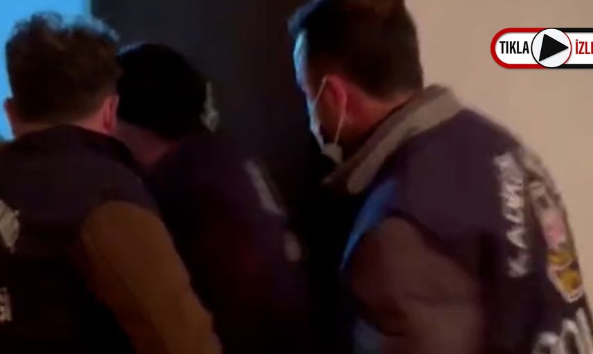 Metroda Kadına Bıçaklı Saldırı