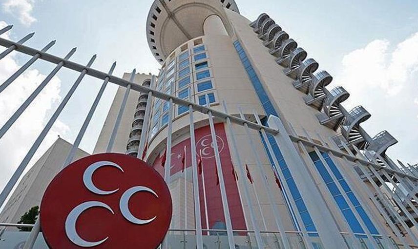 MHP'de 7 İsim Parti Üyeliğinden Çıkarıldı