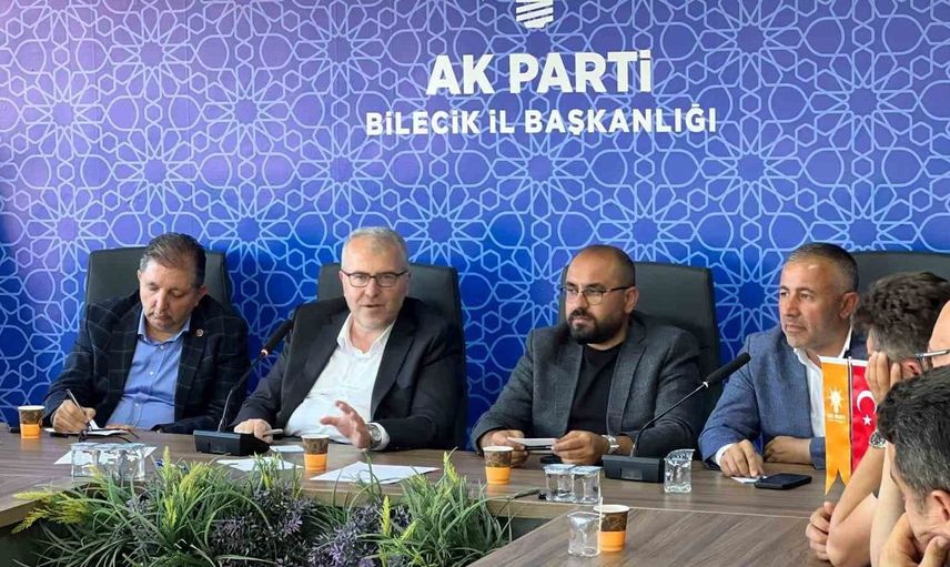 Milletvekili Eldemir, AK Parti Bilecik Merkez İlçe toplantısına katıldı