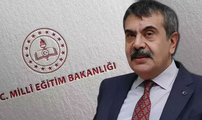 Milli Eğitim Bakanlığı aileleri de ilgilendiren müfredat değişikliğine gitti! Yeni nesil gençler için çok önemli kararlar alındı!