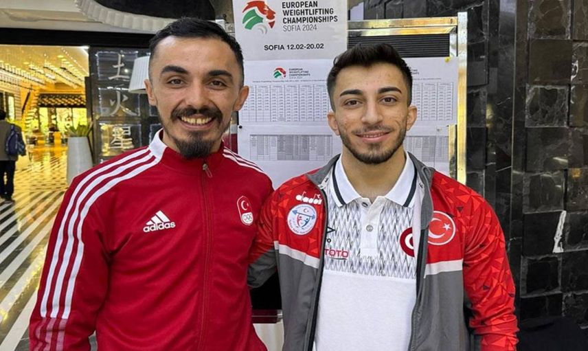 Milli halterci Muammer Şahin’den tarihi başarı: Avrupa Halter Şampiyonası’nda altın madalya kazandı