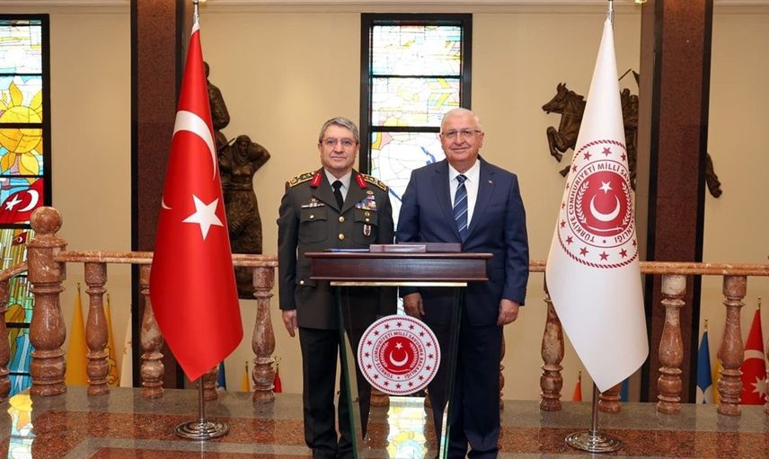Milli Savunma Bakanı Güler, Orgeneral Bayraktaroğlu'nu Kabul Etti
